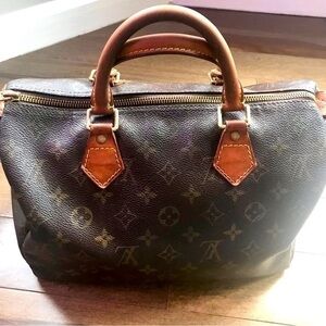 Authentic Louis Vuitton Monogram Speedy‎ 30 Hand Bag